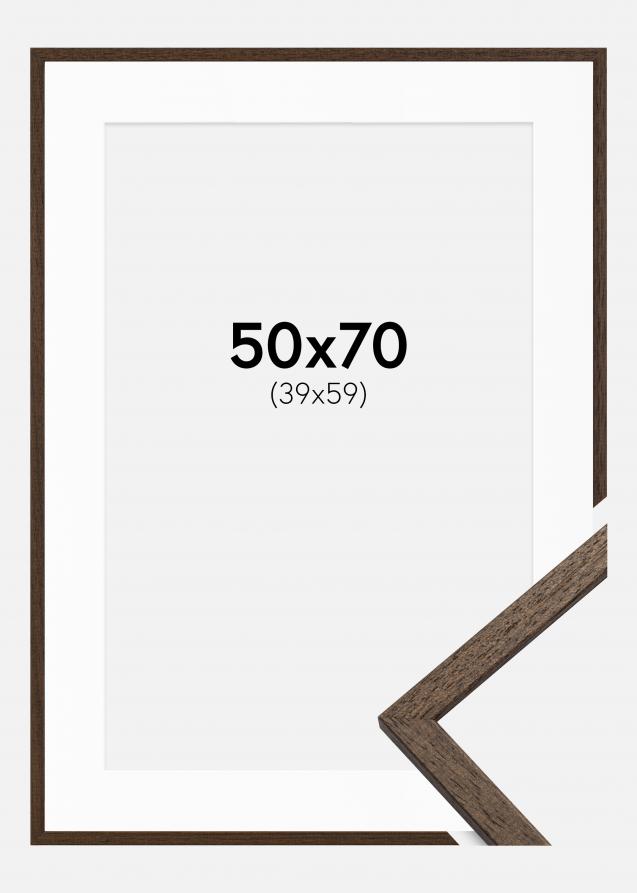 Rahmen Edsbyn Walnuss 50x70 cm - Passepartout Weiß 40x60 cm