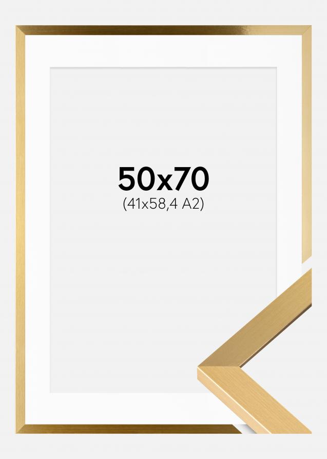 Rahmen Selection Gold 50x70 cm - Passepartout Weiß 42x59,4 cm (A2)