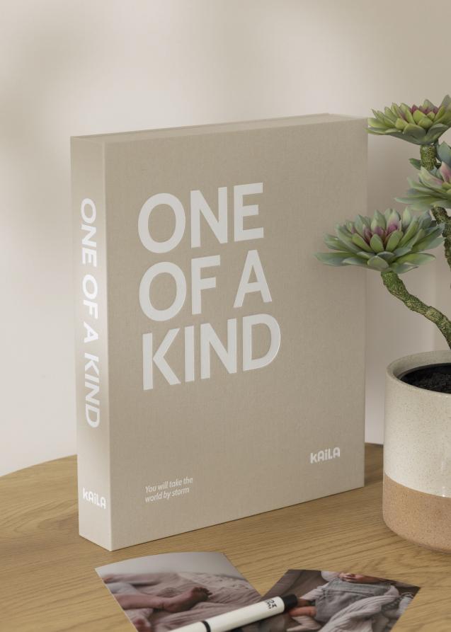 KAILA ONE OF A KIND Grey - Coffee Table Photo Album (60 Schwarze Seiten)