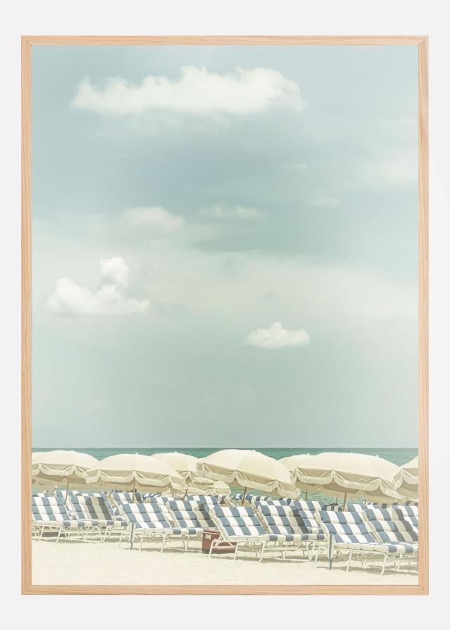 Vintage beach scene Poster