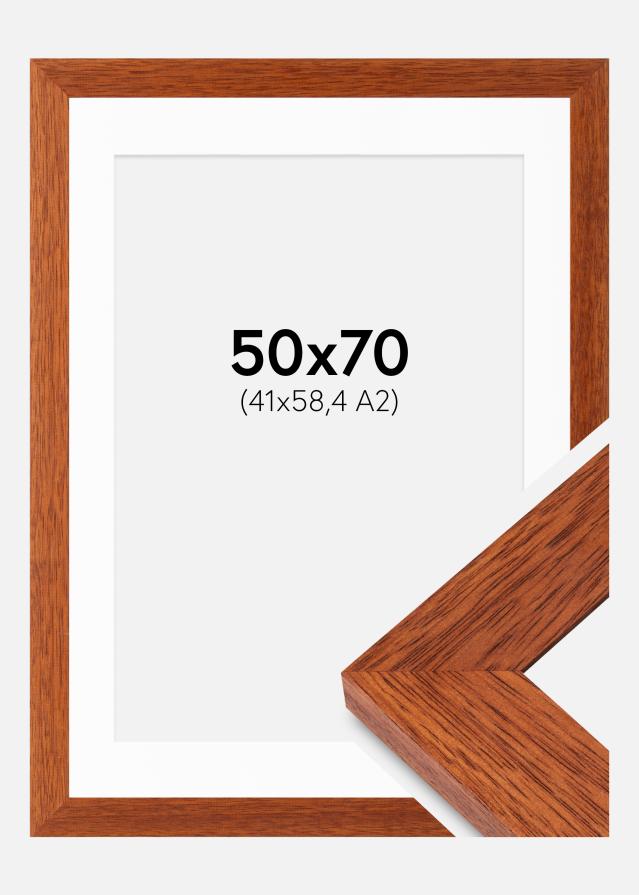 Rahmen Juno Kirsche 50x70 cm - Passepartout Weiß 42x59,4 cm