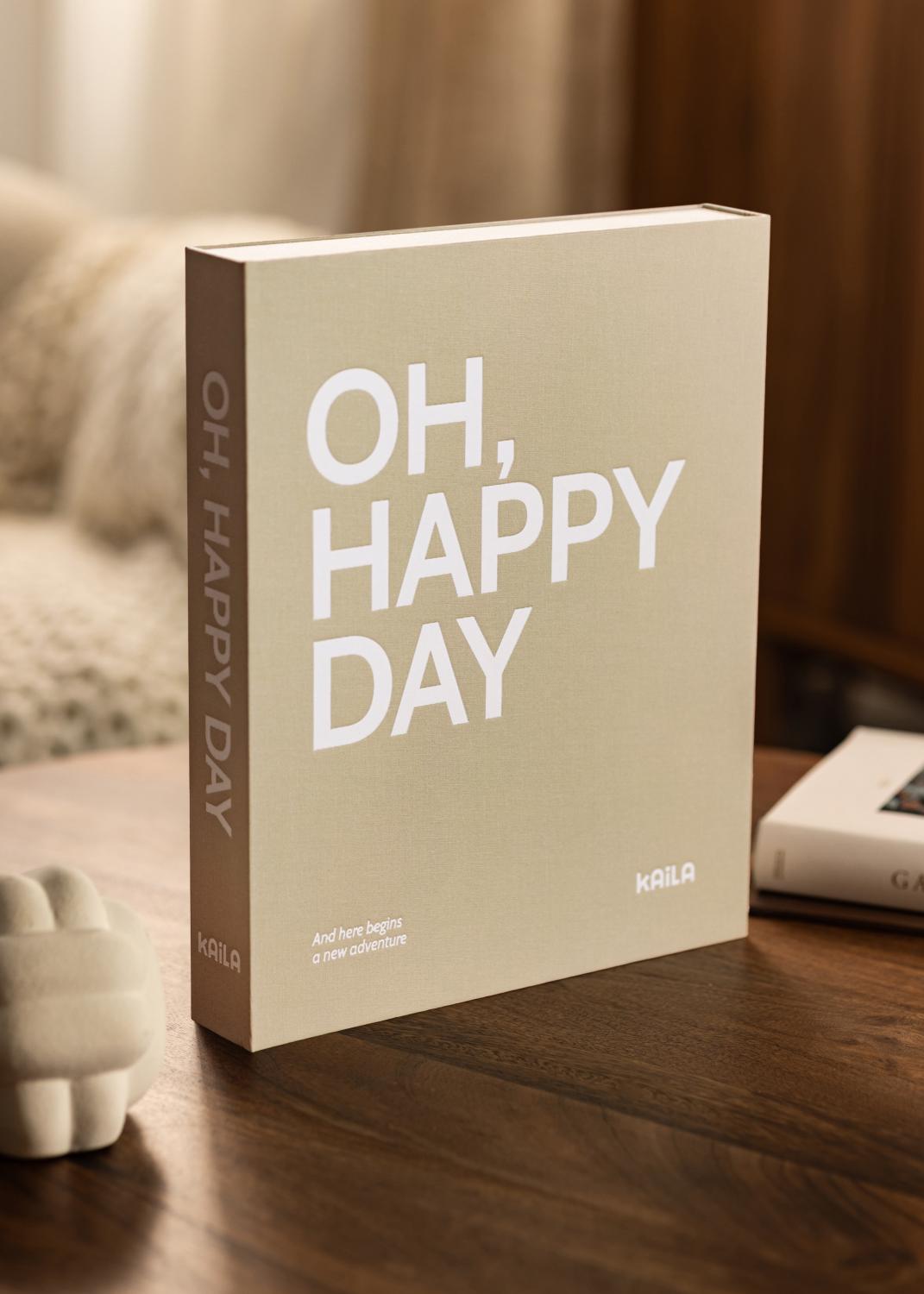 Product Image for KAILA OH HAPPY DAY Grey - Coffee Table Photo Album (60 Schwarze Seiten)