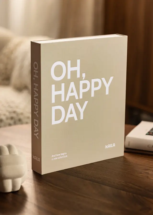 KAILA OH HAPPY DAY Grey - Coffee Table Photo Album (60 Schwarze Seiten)