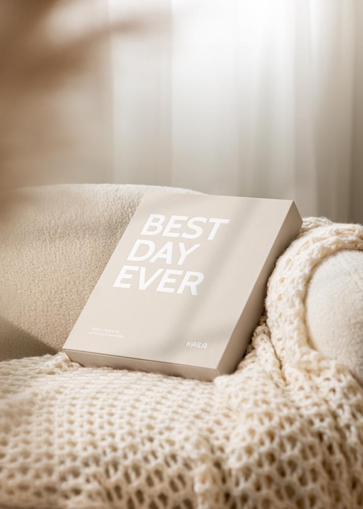 KAILA BEST DAY EVER Creme - Coffee Table Photo Album (60 Schwarze Seiten)