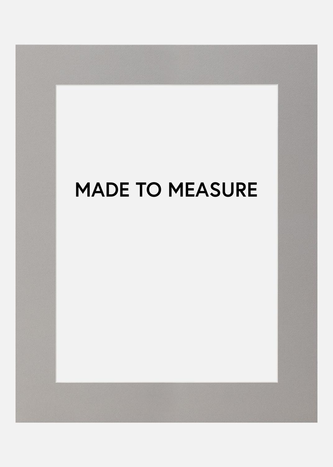 Product Image for Passepartout Grau - Maßgefertigt (weißer Kern)