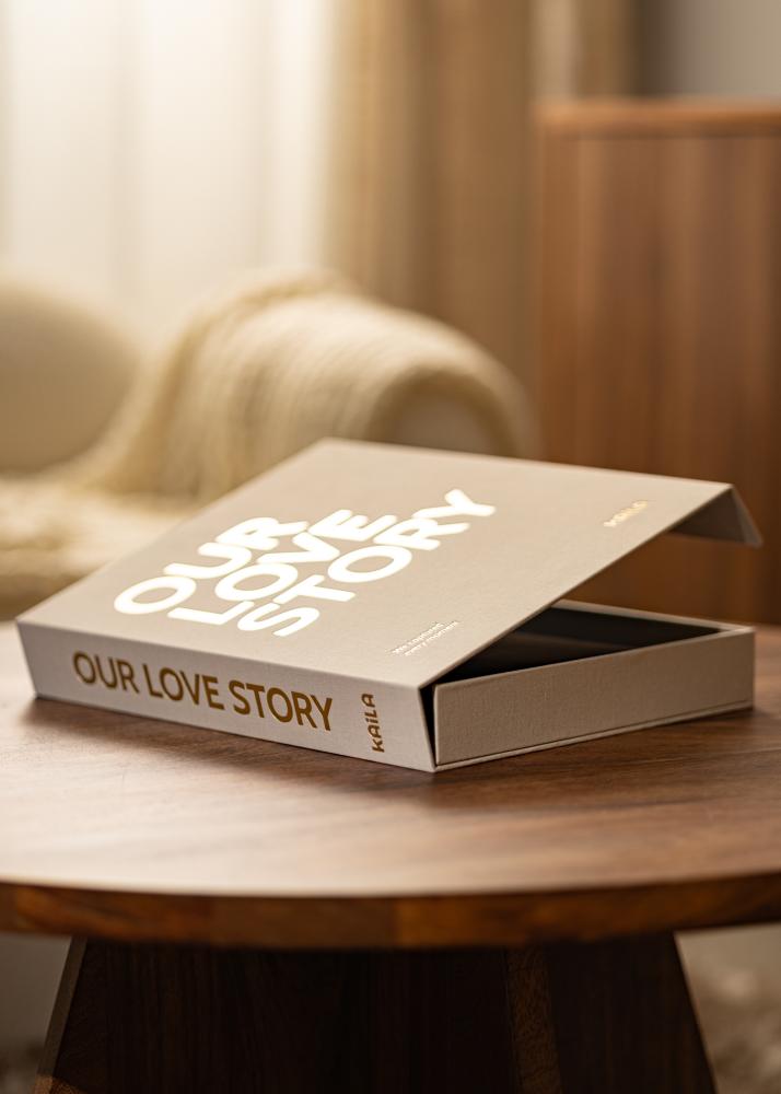 KAILA OUR LOVE STORY Creme - Coffee Table Photo Album (60 Schwarze Seiten)