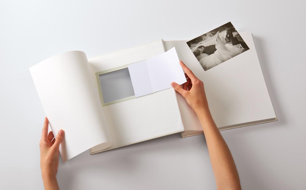 Music Album - 28x30,5 cm (60 weiße Seiten / 30 Blatt)