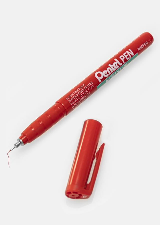 Pentel NMF50-B - Rot Albumstift - 0,5 mm