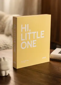 KAILA HI LITTLE ONE Yellow - Coffee Table Photo Album (60 Schwarze Seiten)