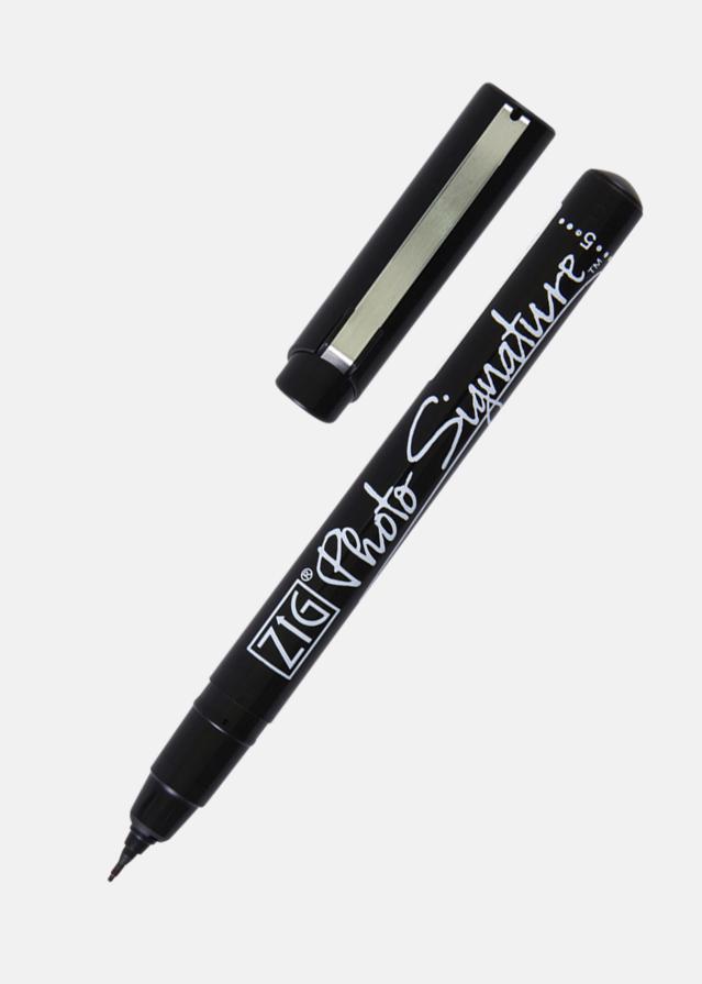 ZIG Albumstift Schwarz - 0,6 mm